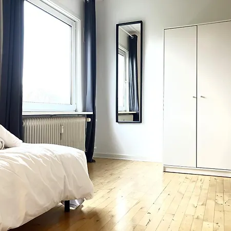 Lejlighed Two-bedroom Located On The Third Floor Of A Four-story Building In Fredericia